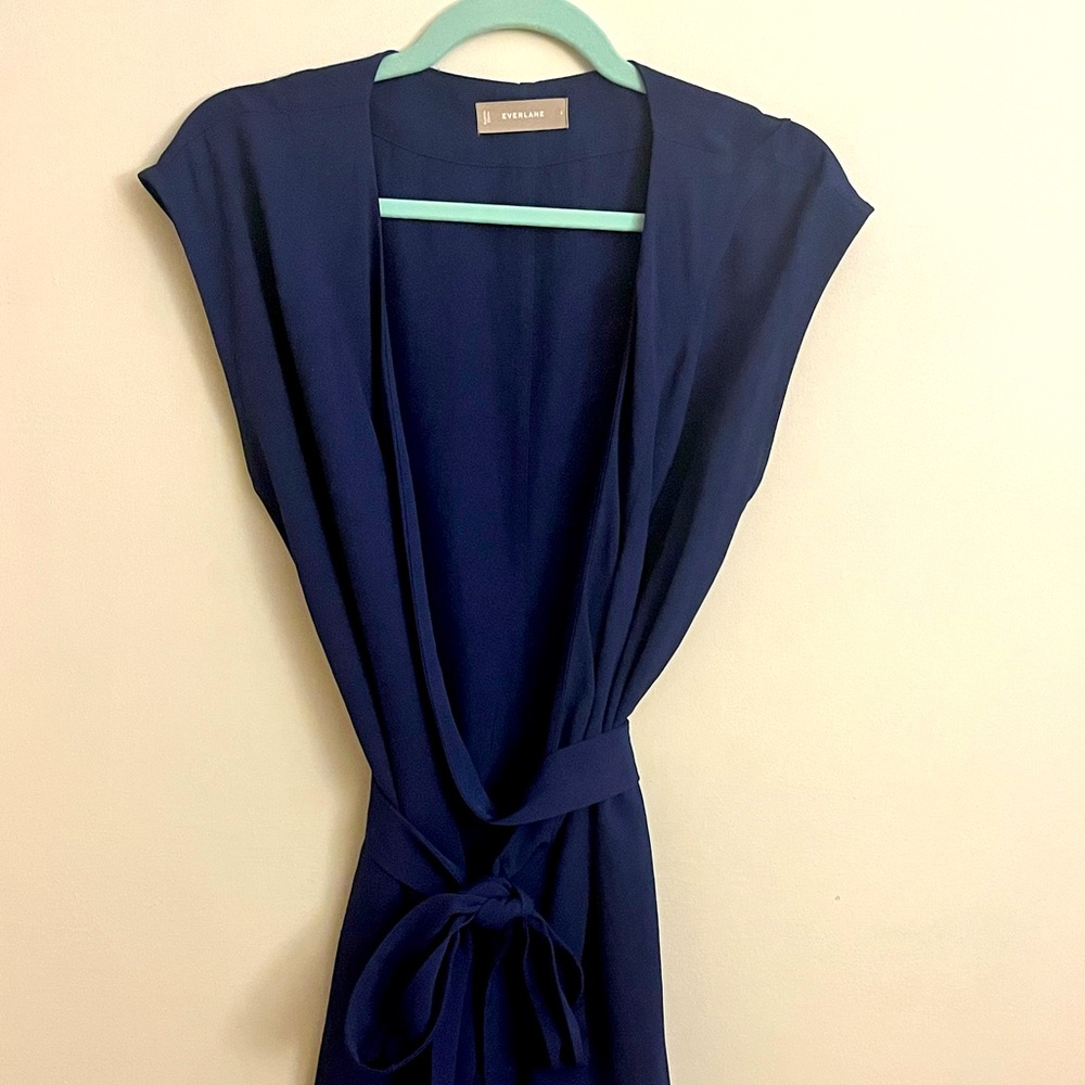 Everlane navy blue Japanese GoWeave wrap dress